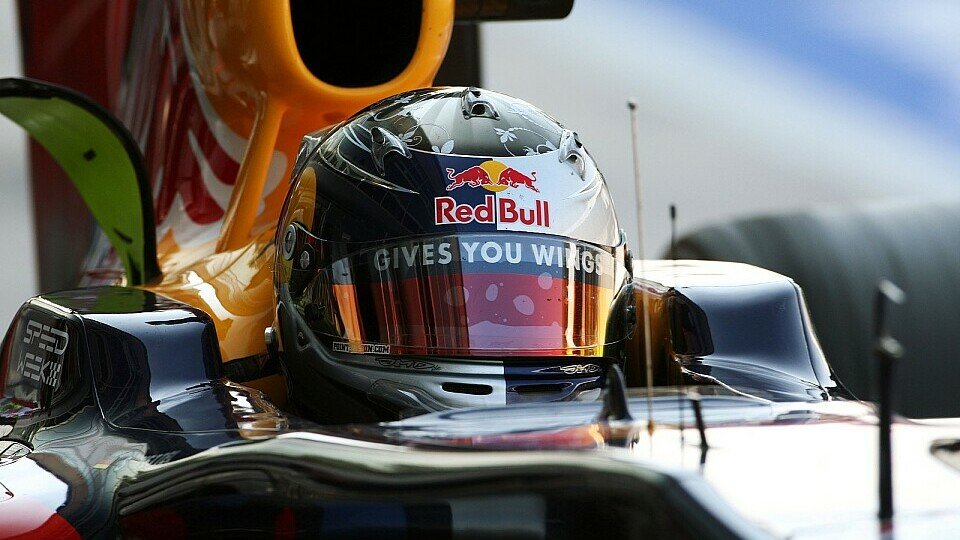 Sebastian Vettel bleibt noch gelassen., Foto: Sutton