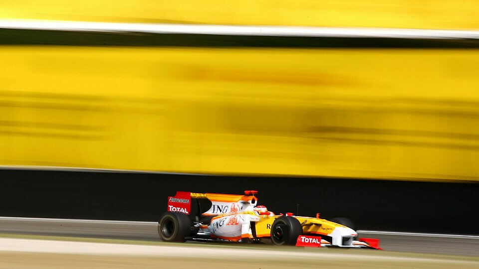 Alonso visiert in Singapur einen Podiumsplatz an, Foto: Sutton