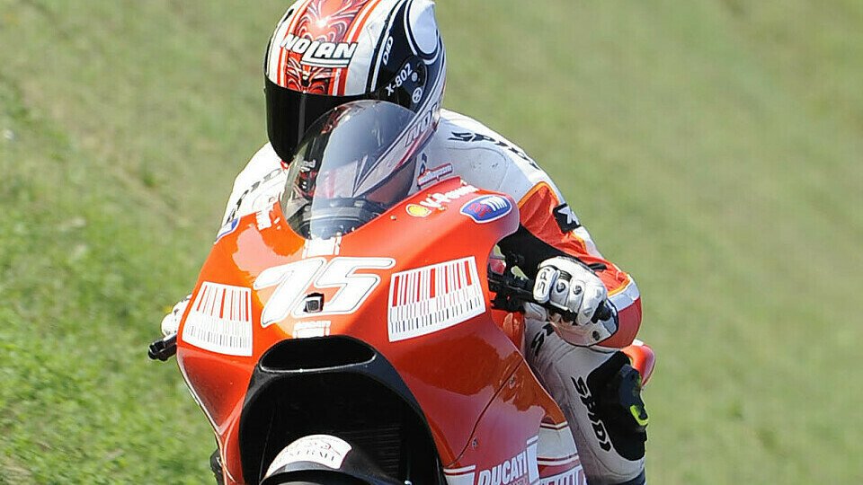 Pasini konnte sich noch ein weiteres Mal um eine Sekunde steigern., Foto: Ducati