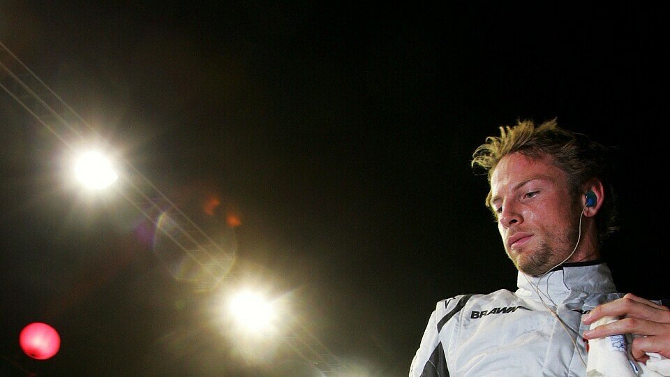 Jenson Button liegt weiter vorne., Foto: Sutton