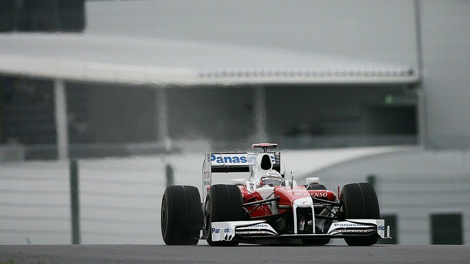 Jarno Trulli fuhr die schnellste Zeit des 3. Trainings., Foto: Sutton