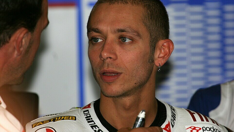 Rossi wird 2010 definitiv bei Yamaha bleiben., Foto: Ronny Lekl