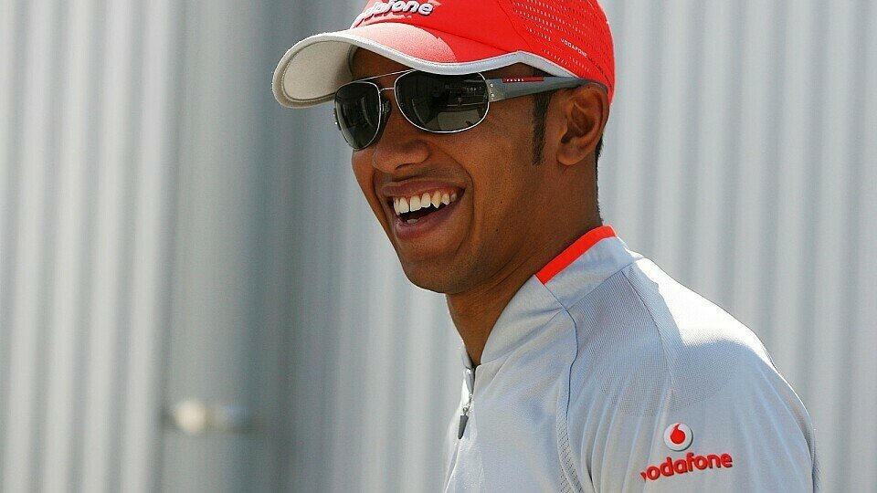 Lewis Hamilton ist bereit für das Duell gegen Michael Schumacher., Foto: Sutton