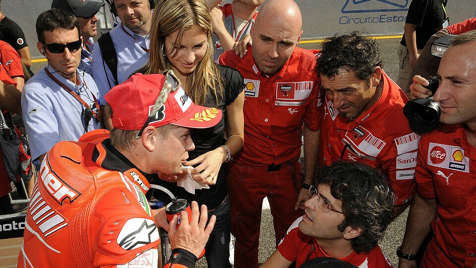 Casey Stoner will in den letzten beiden Rennen vor allem bei der Entwicklung helfen, Foto: Ducati
