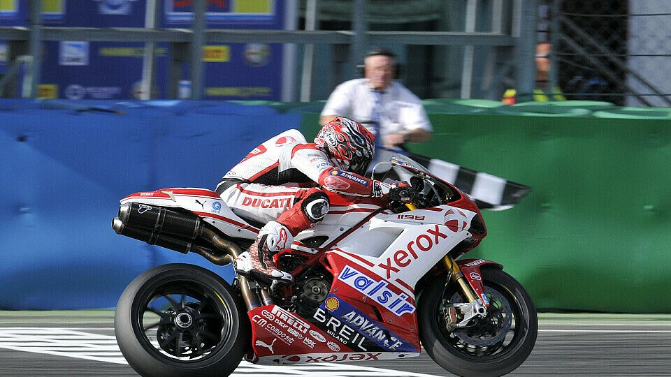 Bei Noriyuki Haga ändert sich einiges, Foto: Ducati