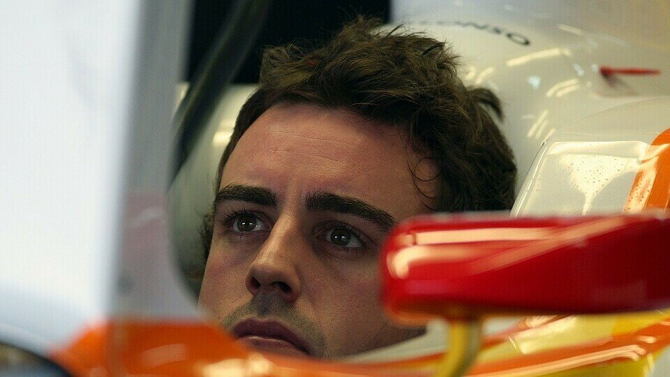 Fernando Alonso erwartet keine lange Lernphase in Abu Dhabi, Foto: Sutton