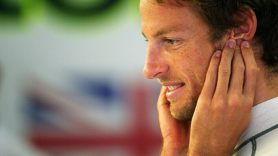 Jenson Button hat bei McLaren unterschrieben, Foto: Sutton