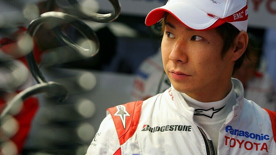 Kamui Kobayashi will Sauber nicht nur auf der Strecke helfen, Foto: Sutton