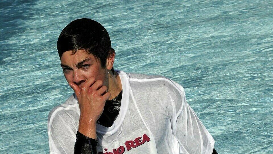 So feierte Gino Rea den Titelgewinn im Superstock 600 Cup. Jetzt geht es in die Supersport WM., Foto: Thomas Börner