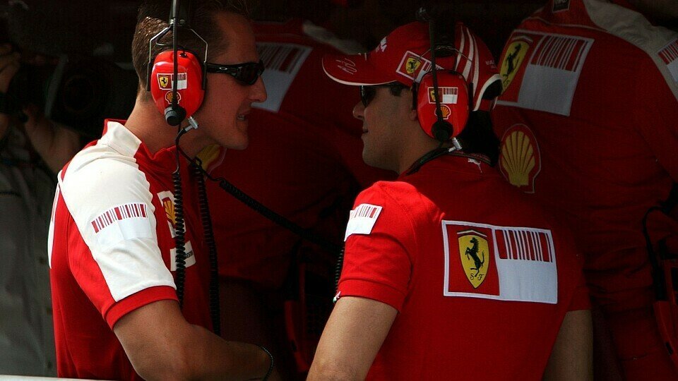 Felipe Massa hat eine hohe Meinung von Michael Schumacher, Foto: Sutton