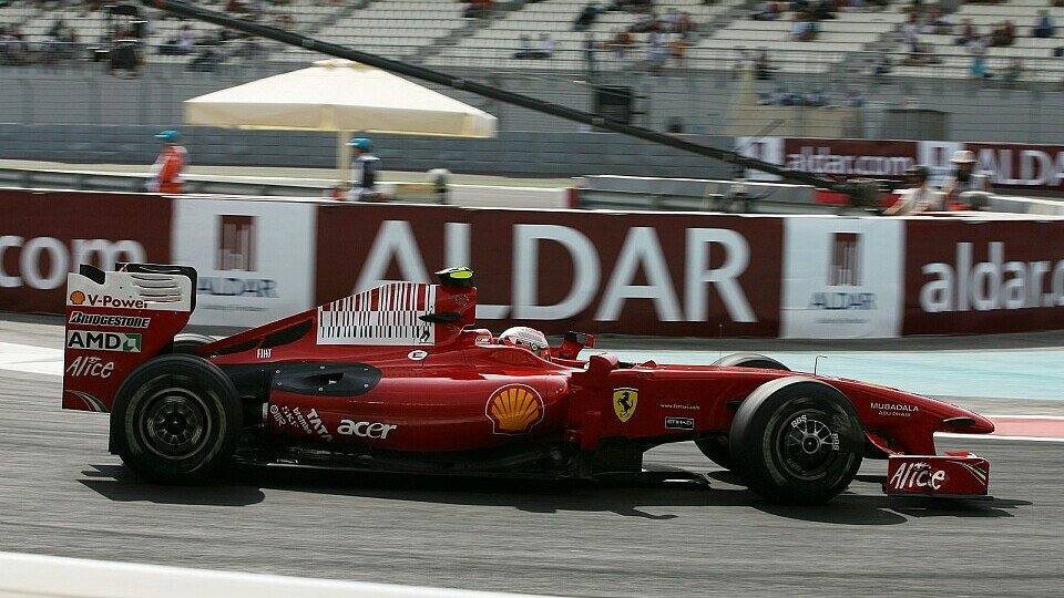 Kimi Räikkönen hadert mit der Pace., Foto: Sutton