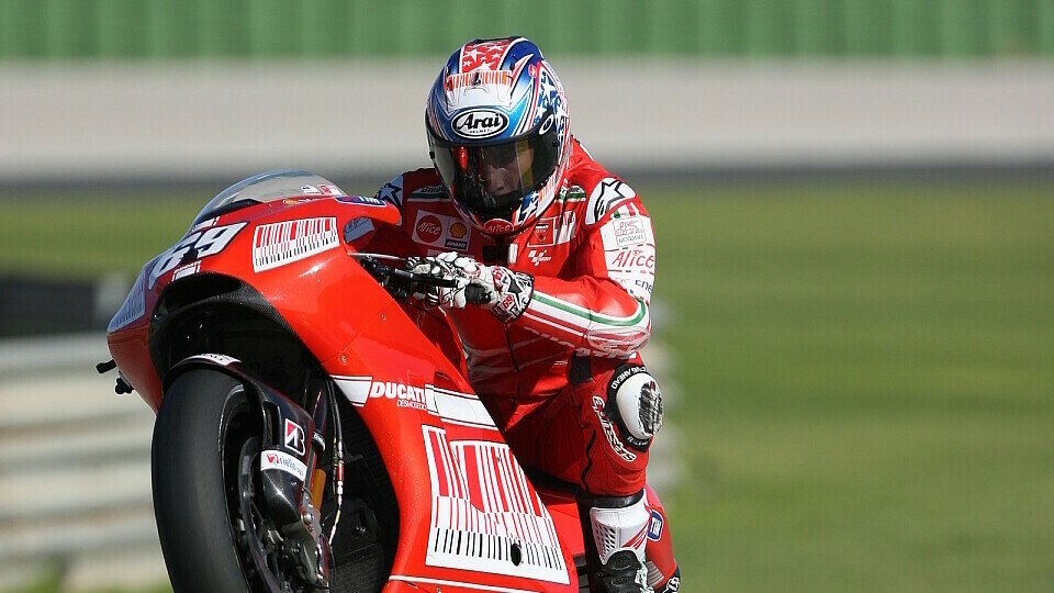 Nicky Hayden konnte sich dank besserer Reifen verbessern., Foto: Ronny Lekl
