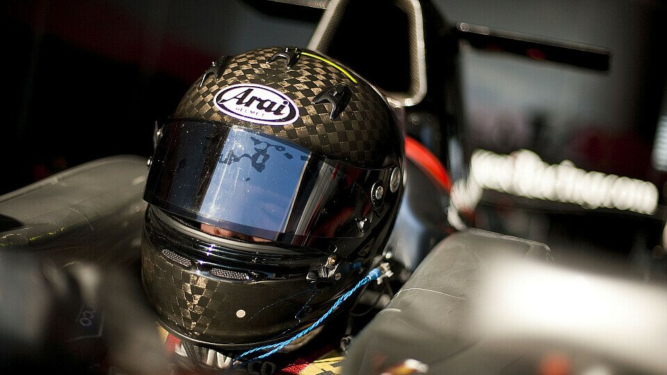 William Bratt im GP2-Auto der Scuderia Coloni, Foto: GP2 Media