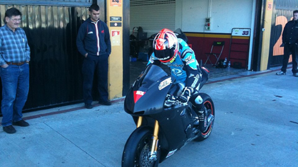 Karel Abraham testete in Valencia sein Moto2-RSV-Chassis mit dem offiziellen Honda-Motor., Foto: FTR Moto