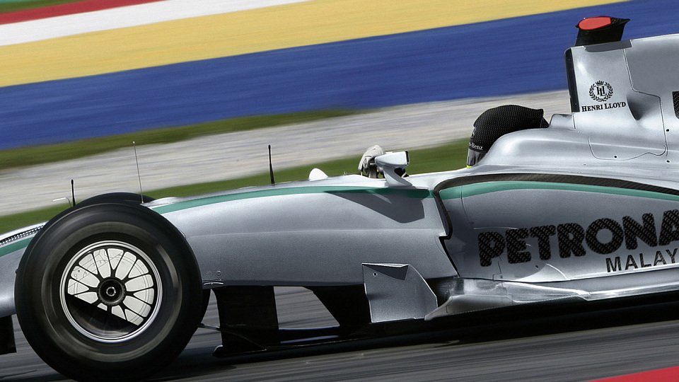 Mercedes GP stellt die Lackierung für 2010 vor., Foto: Mercedes-Benz