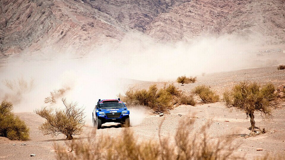 VW greift bei der Dakar 2011 wieder voll an, Foto: Red Bull