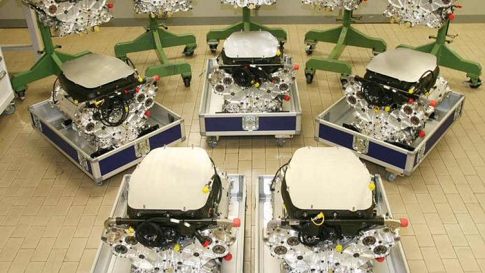 Die Coswrth-Motoren sind versandbereit, Foto: Cosworth