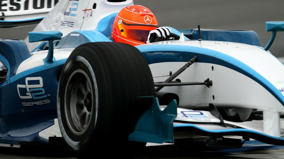 Michael Schumacher fuhr die ersten Runden in einem GP2-Auto., Foto: GP2 Series