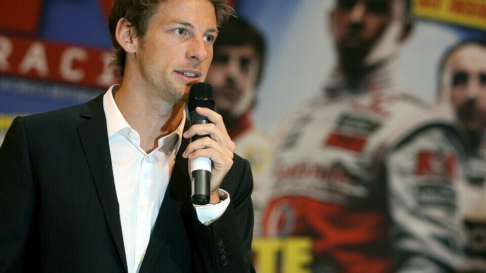Jenson Button will sich zu Saisonbeginn schon ein Polster verschaffen, Foto: Sutton