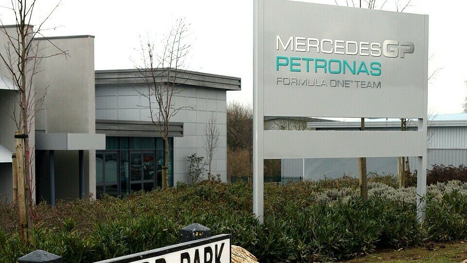 Petronas ist fünf Jahre der Hauptsponsor von Mercedes, Foto: Sutton
