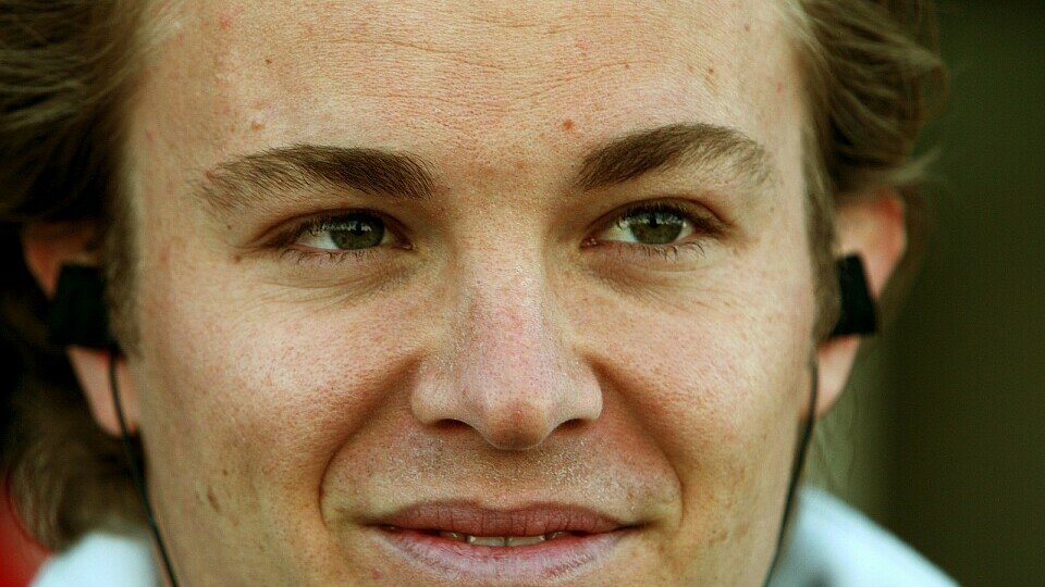 Nico Rosberg hatte Spaß im Auto, Foto: Sutton