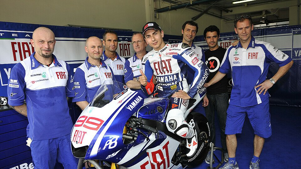 In Sepang wurde das neue Design von Fiat Yamaha für die Saison 2010 vorgestellt., Foto: Yamaha