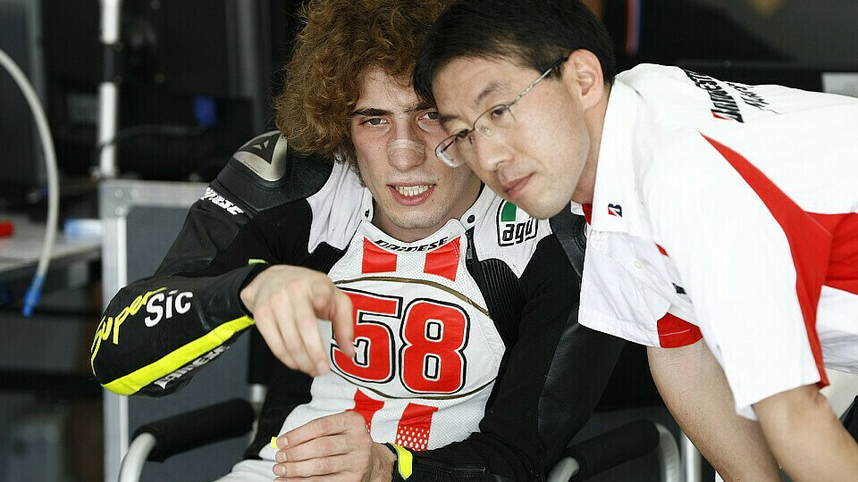 Simoncelli und Melandri schlugen die falsche Richtung ein., Foto: Honda