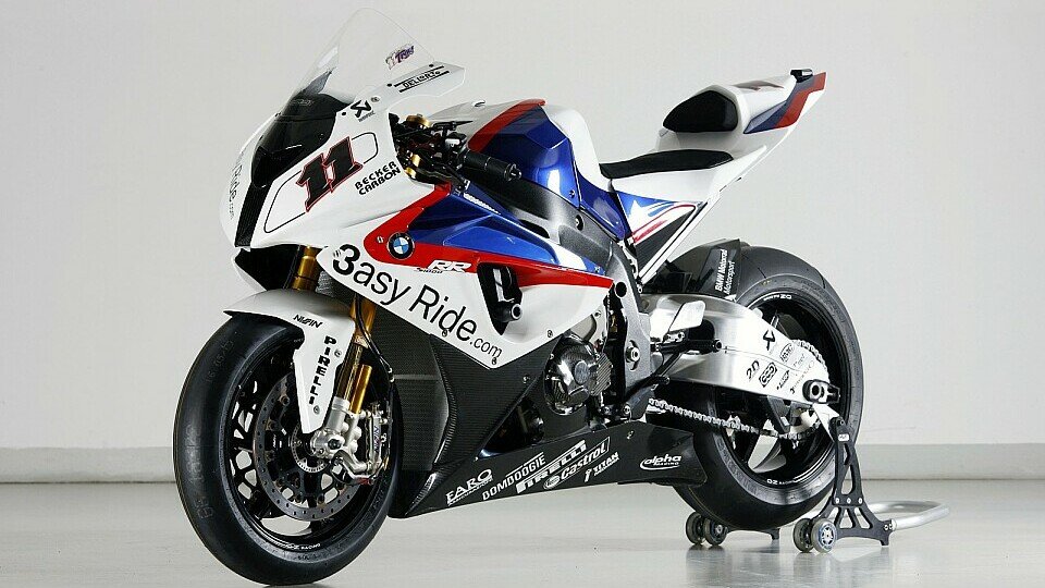 Noch weiß Carmelo Ezpeleta nicht, ob BMW oder Aprilia auch eine MotoGP-Maschine bauen wollen, Foto: BMW