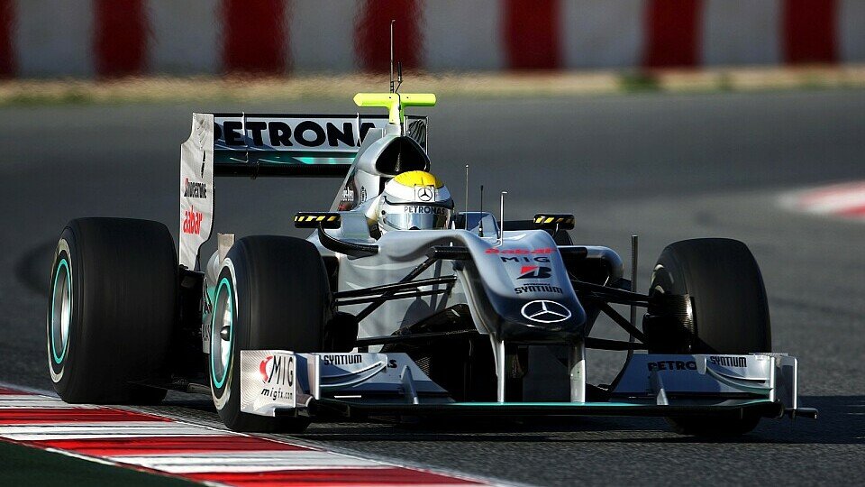 Mercedes GP in Barcelona mit Interimspaket unterwegs, Foto: Sutton