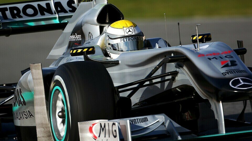 Nico Rosberg hat mit Michael Schumacher den Gradmesser im eigenen Team., Foto: Sutton