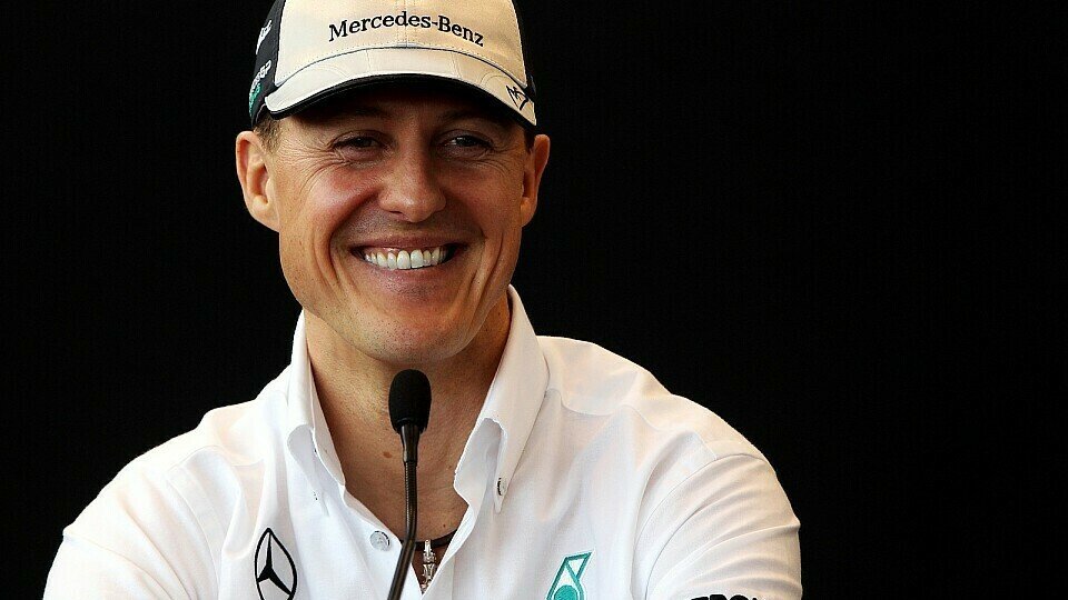 Michael Schumacher konnte am Donnerstag schon viel Strahlen, Foto: Sutton