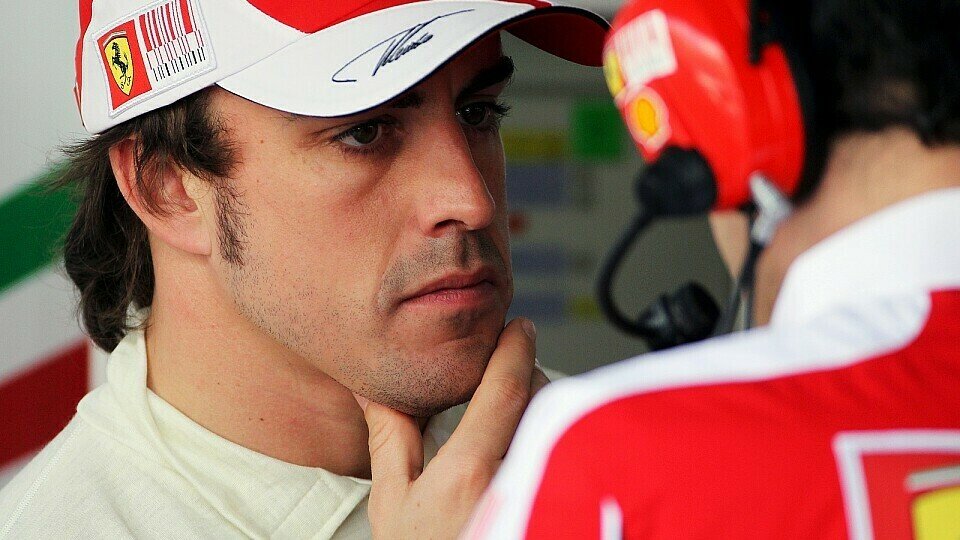 Laut Fernando Alonso wird bei Ferrari schon am McLaren-Konzept gearbeitet, Foto: Sutton