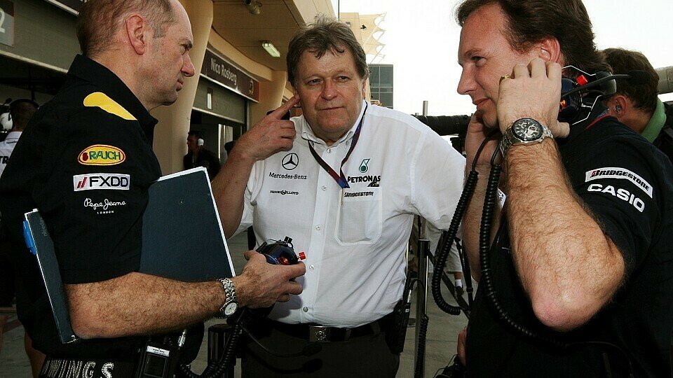 Adrian Newey ist seit 2006 Technik-Chef bei Red Bull, Foto: Sutton