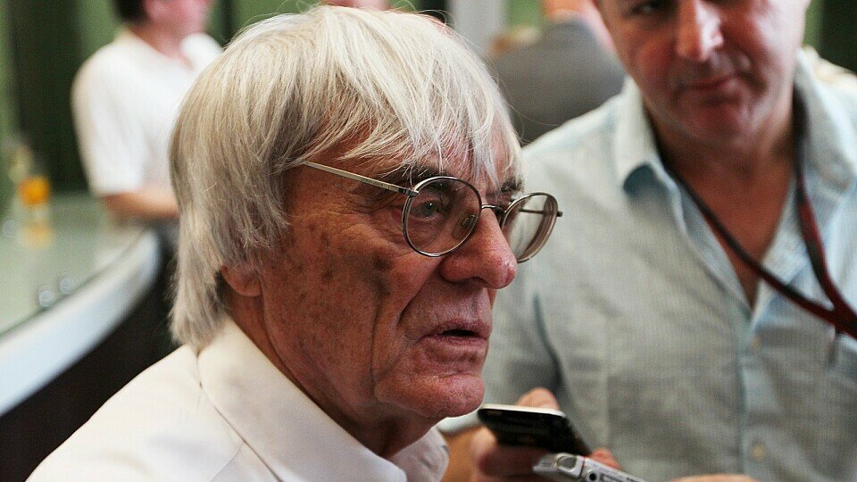 Bernie Ecclestone erwartet 2011 wieder ein Zeitlimit im Qualifying, Foto: Sutton