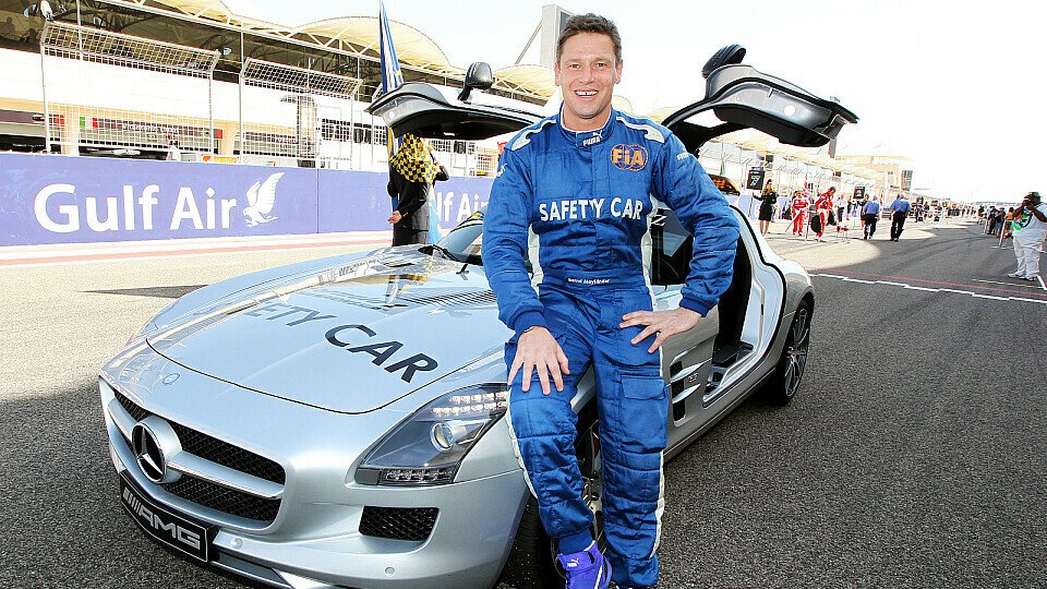 Bernd Mayländer fährt das F1-Safety Car, Foto: Sutton