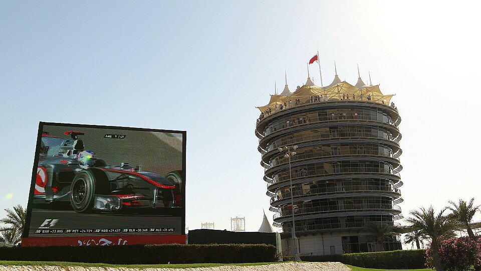 Nun scheinen die Würfel endgültig gefallen zu sein: Formel 1 gibt es in Bahrain 2011 nur auf der Leinwand - der Grand Prix findet nicht statt, Foto: Sutton