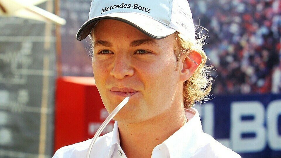 Nico Rosberg hofft auf Verbesserungen., Foto: Sutton