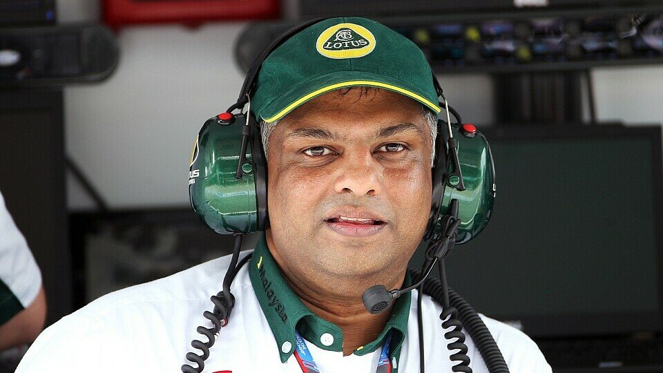 Tony Fernandes will den Motorlieferanten nicht wechseln, Foto: Sutton