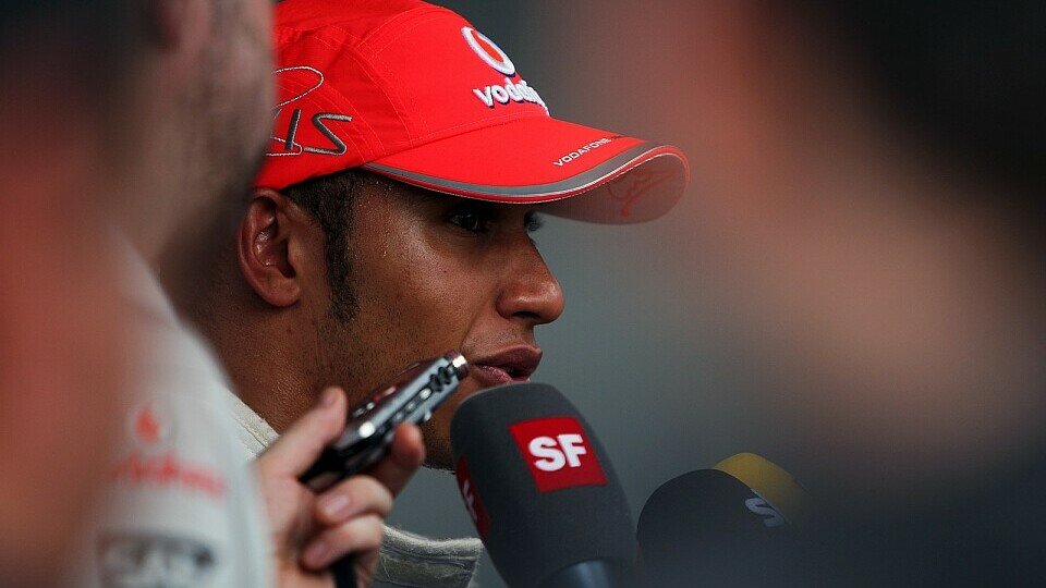 Lewis Hamilton musste den Ausfall erklären., Foto: Sutton
