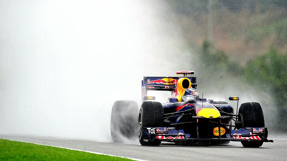 Im Regen sind besondere Fähigkeiten gefragt, Foto: Red Bull/GEPA