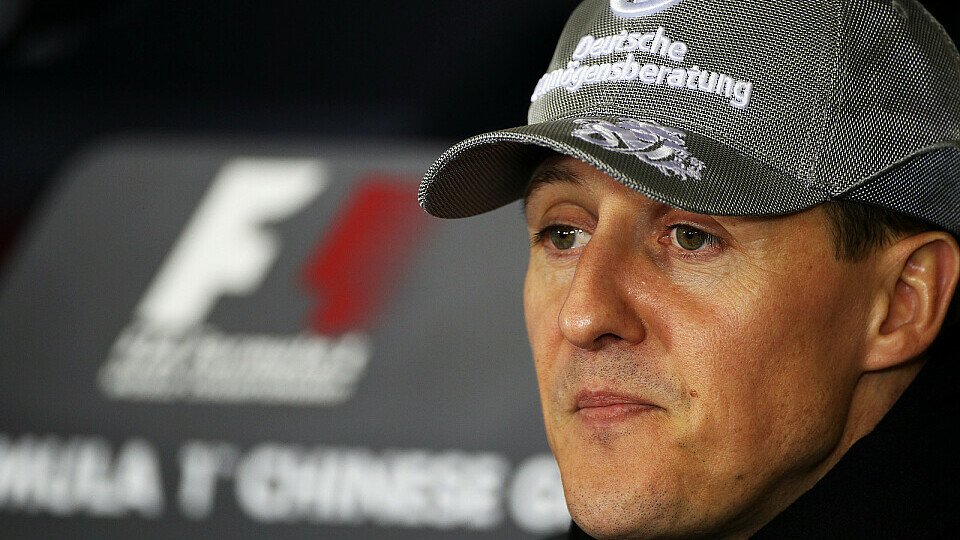 Michael Schumacher hat viel Spaß - trotz der Ergebnisse, Foto: Sutton
