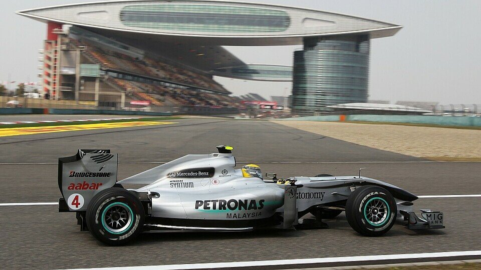 Nico Rosberg ist gespannt, was die Heckflügel-Analyse zeigt