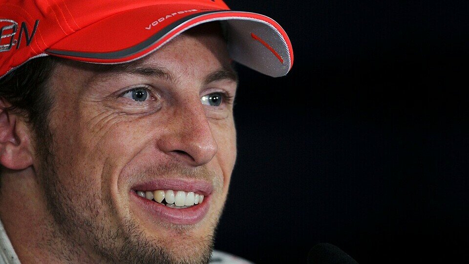Jenson Button ist zurzeit bestens gelaunt, Foto: Sutton