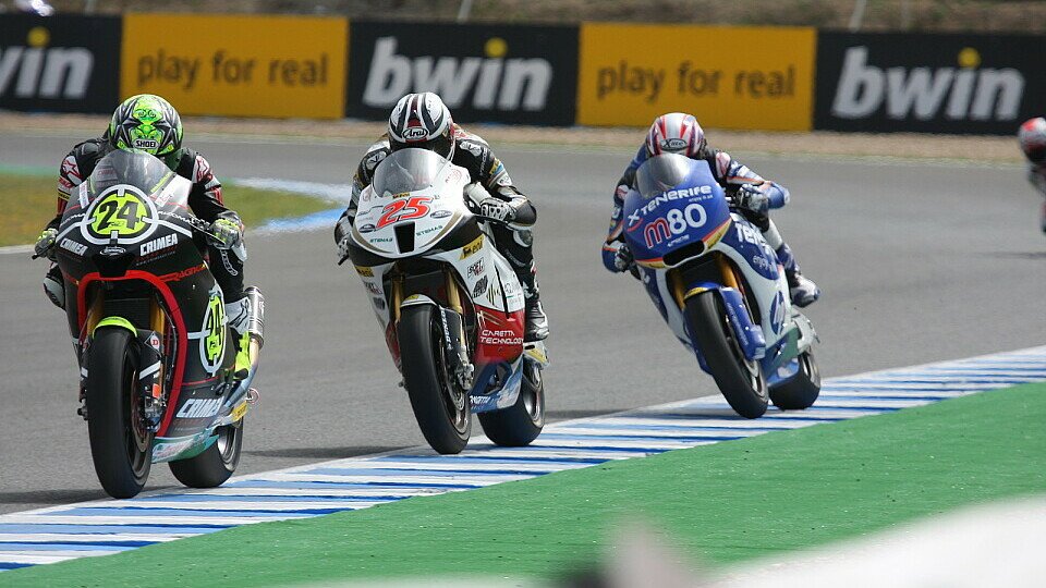 Duelle von Start bis Ziel in der Moto2, Foto: Ronny Lekl