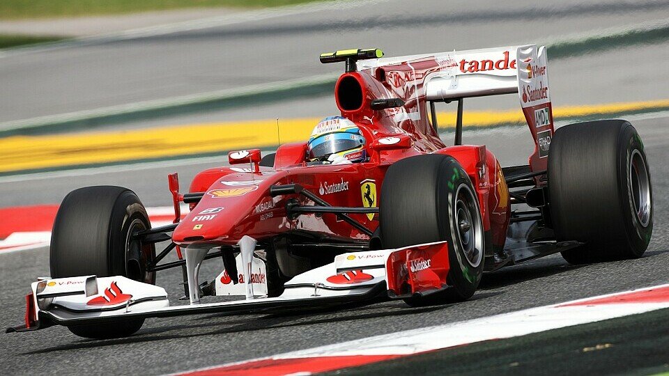 Fernando Alonso hofft auf Fehler von Red Bull, Foto: Sutton