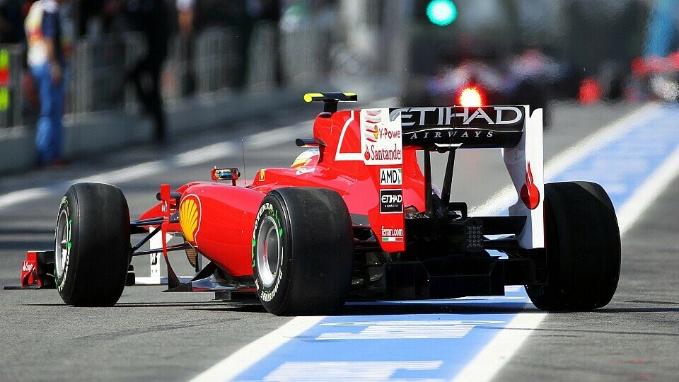 Der Ferrari fühlt sich in Barcelona nicht sehr wohl, Foto: Sutton