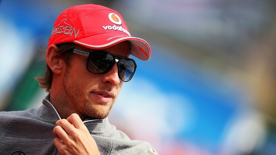 Button kritisiert Schumacher-Manöver, Foto: Sutton