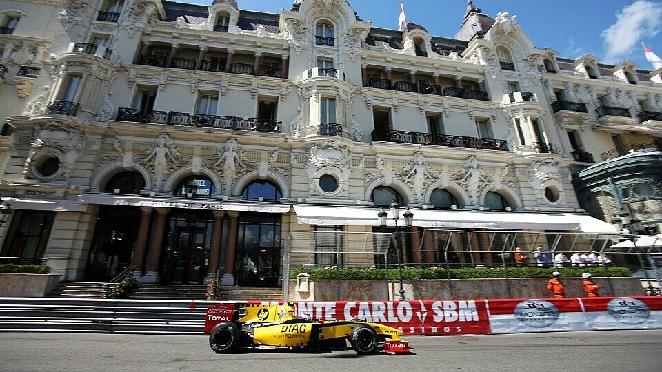 Erster Monaco Auftritt für Petrov als Formel 1 Fahrer., Foto: Sutton