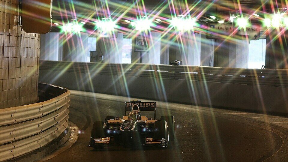 Im berüchtigten Tunnel herrscht DRS-Verbot, Foto: Sutton