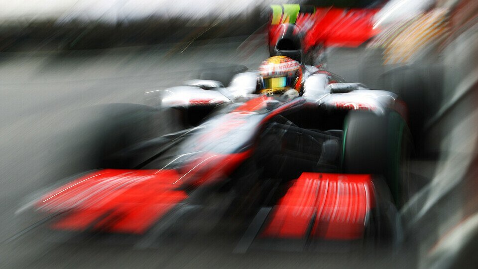 Lewis Hamilton trug das Auto einfach ins Ziel, Foto: Sutton